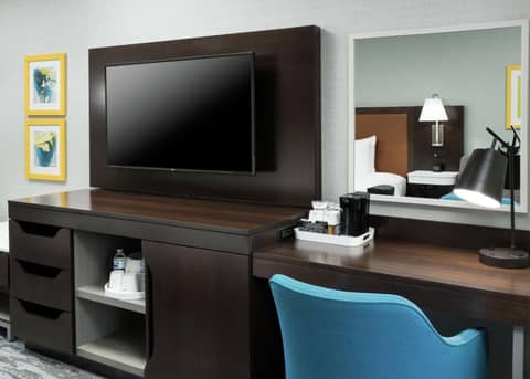Hampton Inn & Suites Memphis-Beale Street — photo 2