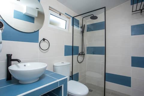 Faliraki Premium Hotel — bathroom