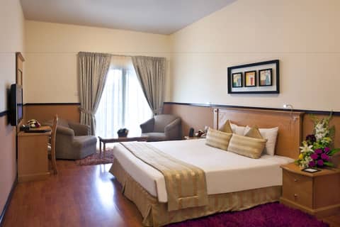 Landmark Plaza Hotel — photo 9