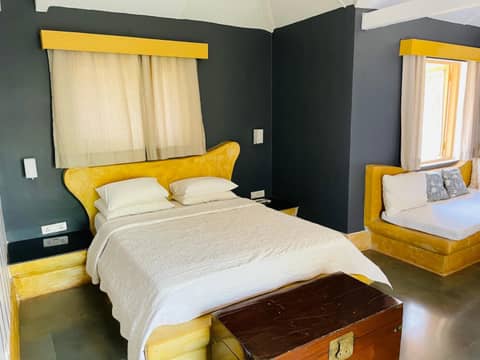Casa Anjuna — hotel room