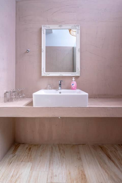 Raffaello Beach Faliraki — bathroom