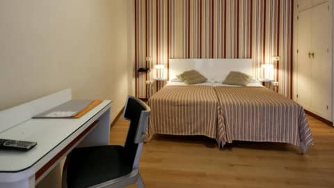 Colectia Hotel Santa Lucía — hotel room