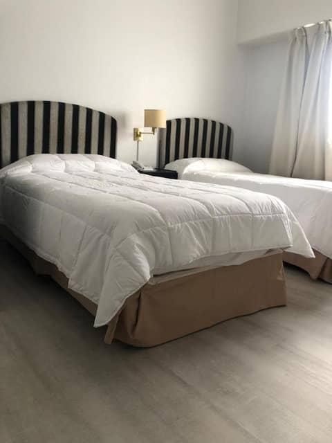 Hotel La Perla — hotel room