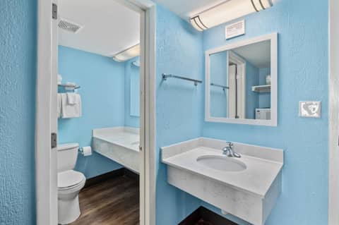 North Shore Oceanfront Resort Hotel — photo 7