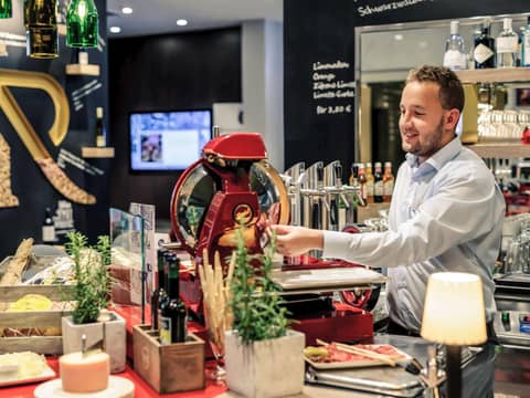 Mercure Hotel & Residenz Berlin Checkpoint Charlie — photo 4