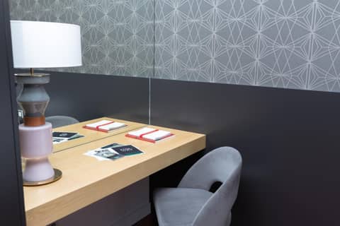 Suites 1478 — hotel room