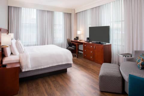 Courtyard by Marriott New Orleans Downtown Near the French Quarter — photo 9