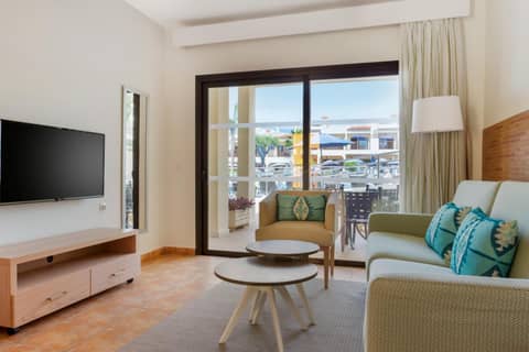 Hilton Vacation Club Royal Sunset Beach Club Tenerife — hotel room