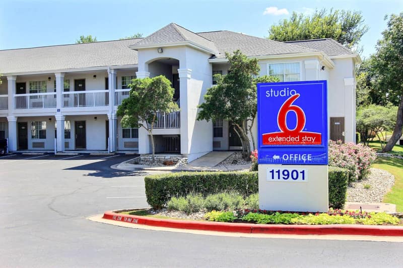 Studio 6 Extended Stay - Austin, TX - Northwest — building