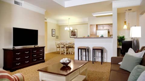Calypso Cay Vacation Villas — hotel room