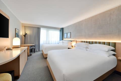Kimpton Theta New York - Times Square by IHG — hotel room