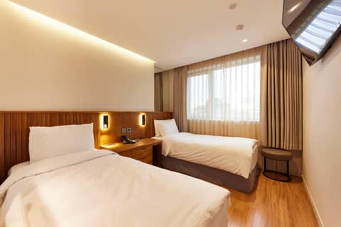 Hotel Uri& — photo 7