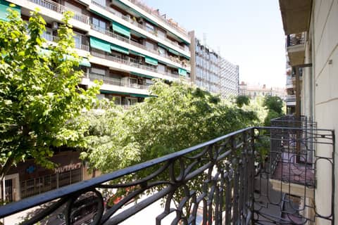 Hostal Centric — balance & terrace