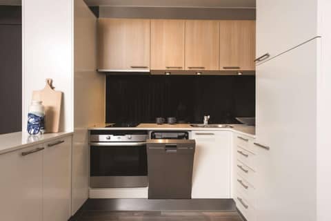 Adina Apartment Hotel Copenhagen — kitchen