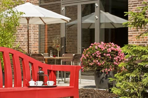Adina Apartment Hotel Copenhagen — balance & terrace