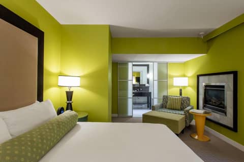 OPUS Vancouver — hotel room