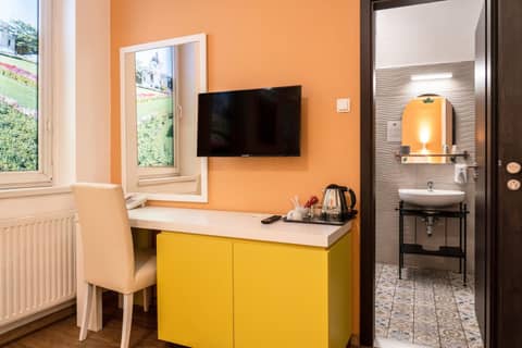 Hotel Metro — hotel room