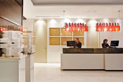 Grupotel Gran Via 678 — recepcion & lobby