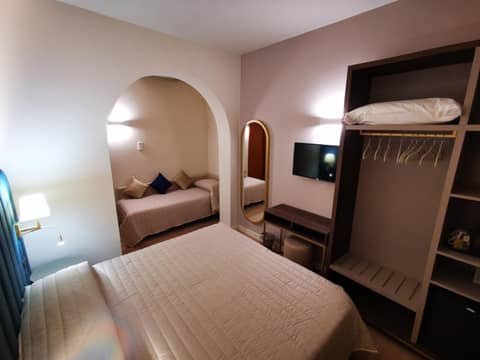Hotel Balcony — hotel room