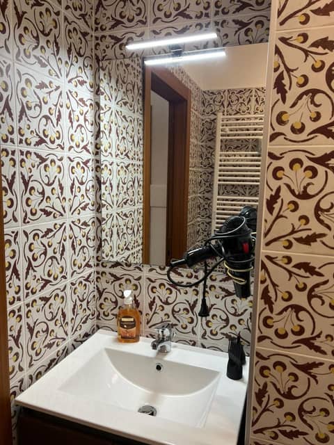 Le Corti del Re — bathroom