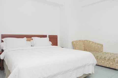 Graha SUMSEL — hotel room
