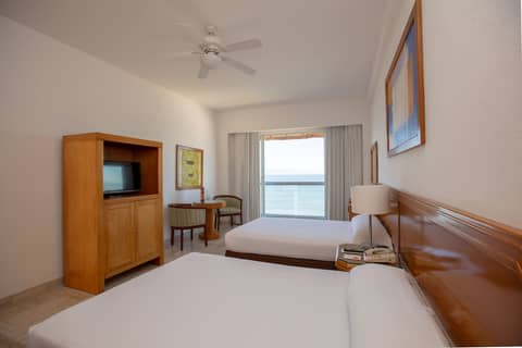 Ocean Breeze Nuevo Vallarta — hotel room
