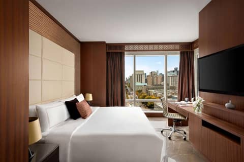 Shangri-La Toronto — photo 3