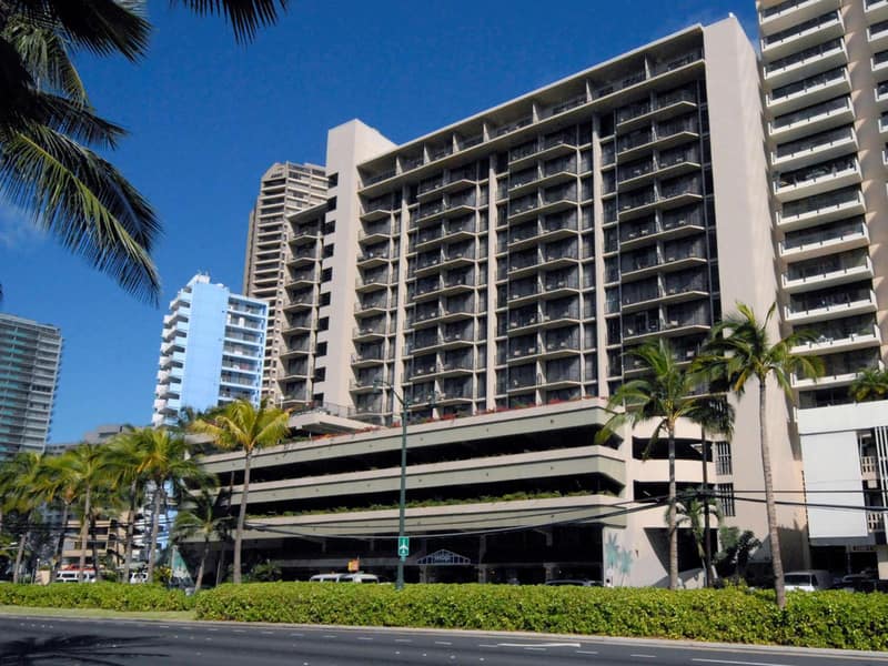 Aqua Palms Waikiki — building