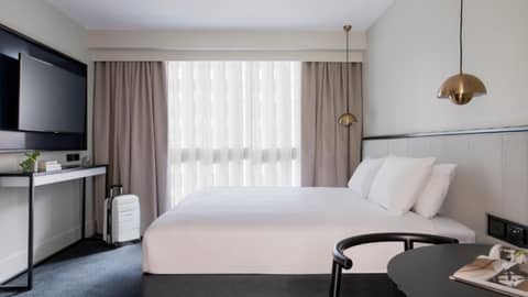 Brady Hotels Jones Lane — photo 8