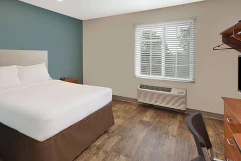 Standard Double Room - Non-Smoking — the supplier's photographs — photo 1