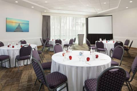 DoubleTree By Hilton San Diego Hotel Circle — meeting & event spaces