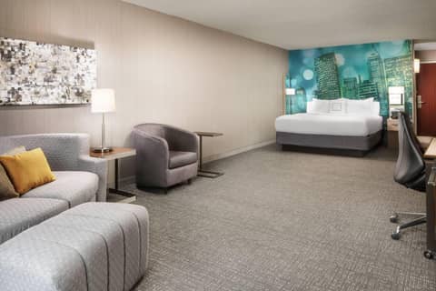 Courtyard Indianapolis at the Capitol — photo 5