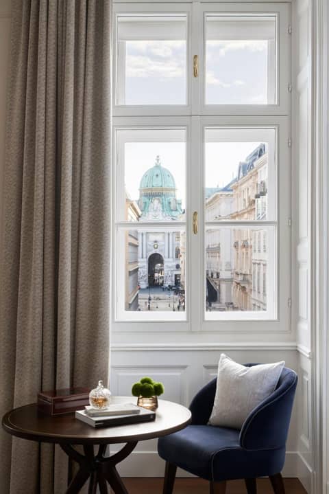 Rosewood Vienna — hotel room