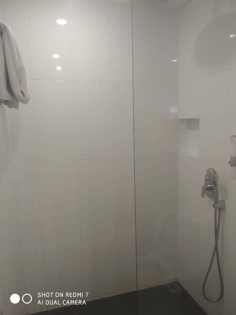 Grand G7 Hotel Kemayoran — bathroom