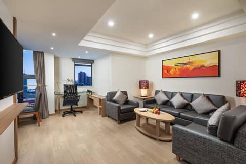 Holiday Inn Shanghai Hongqiao Central by IHG — photo 7
