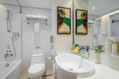 Holiday Inn Shanghai Hongqiao Central by IHG — photo 8