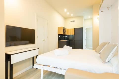 Harinas Central Apartments by Valcambre — hotel room
