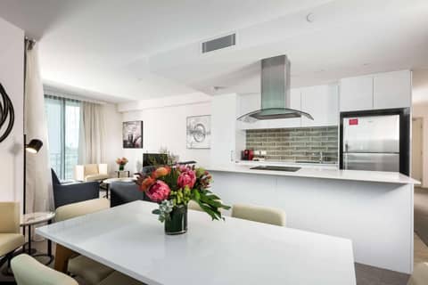 Ramada by Wyndham VetroBlu Scarborough Beach — photo 8