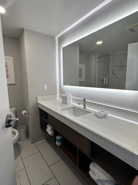 Hampton Inn Virginia Beach-Oceanfront South — photo 9