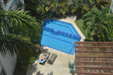 Ambiance Suites — recepcion & lobby