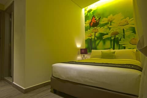 J8 Hotel — photo 8