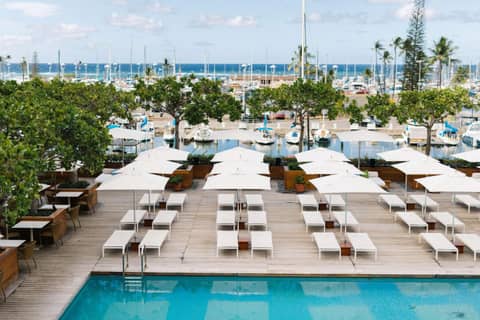 Hilton Vacation Club The Modern Honolulu — photo 3