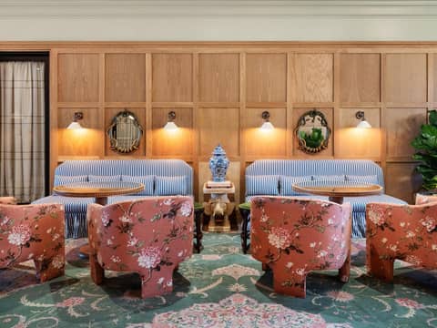 Palihouse Hyde Park Village — lounge