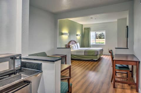 Motel 6-Dallas, TX - Northwest — photo 4