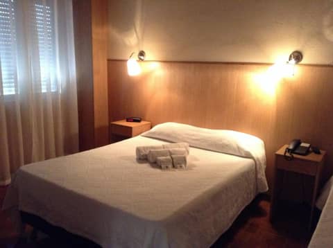 Santa Clara Porto — hotel room