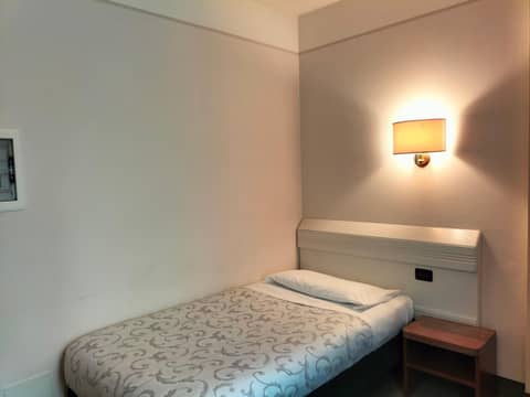 Arcadia GuestHouse — hotel room
