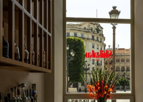 Mercer Plaza Sevilla — dining