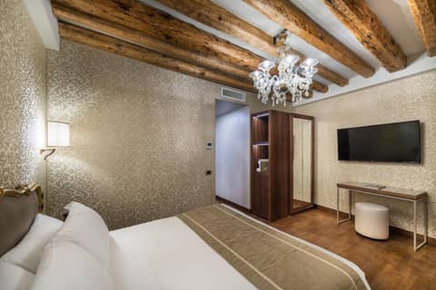 Palazzo San Lorenzo — photo 6