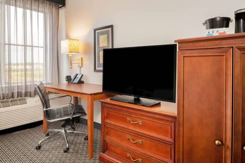 La Quinta by Wyndham Naples East (I-75) — photo 3