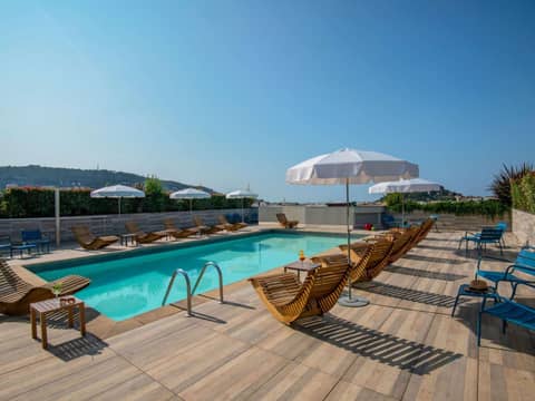 Novotel Nice Centre Vieux Nice — recepcion & lobby